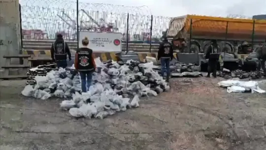 Hepsi kaçak hepsi Kocaeli'de ele geçirildi! Tam 90 milyon TL