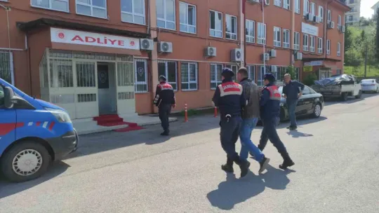 Kocaeli'de aranan şahıslara jandarma operasyonu