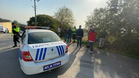 Kocaeli'de beton mikseri devrildi