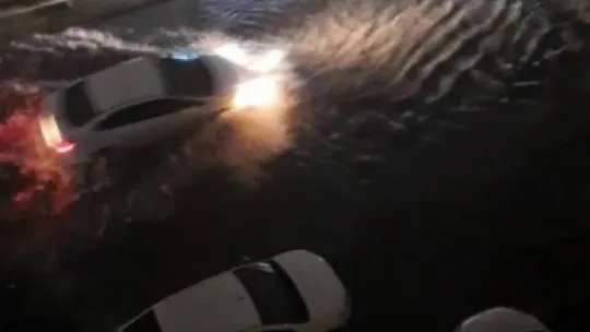 Kocaeli'de cadde ve sokaklar sular altında kaldı