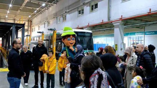 Kocaeli'de diyabetli çocuklar için tramvay süslendi