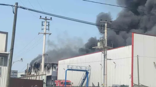 Kocaeli'de fabrika yangını