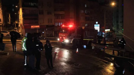 Kocaeli'de feci kaza: Anne-baba öldü, kızları ağır yaralandı