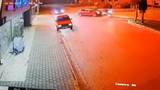 Kocaeli'de feci kaza: Motosiklet sürücüsü ağır yaralandı