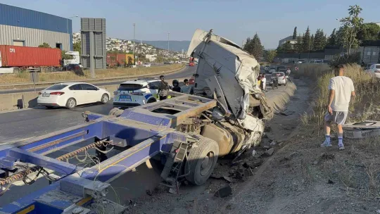 Kocaeli'de feci kaza: Ölü ve yaralılar var