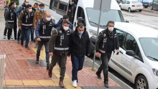 Kocaeli'de FETÖ şüphelisi 7 kişi adliyeye sevk edildi