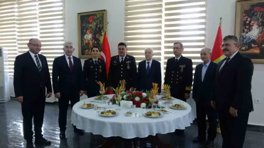 Kocaeli'de geleneksel 36. kent bayramlaşması