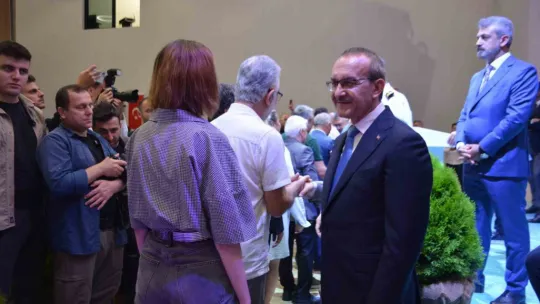 Geçmişten bugüne bayramlaşmaların fotoğrafları sergilendi
