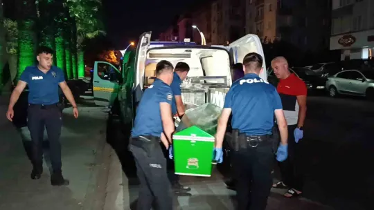 Kocaeli'de genç adam parkta ölü bulundu