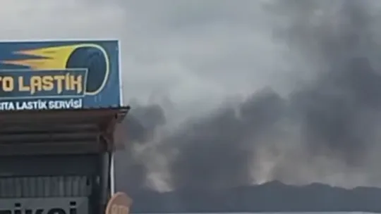 Kocaeli'de hurdalıkta korkutan yangın