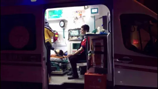 Kocaeli'de iki araç çarpıştı: 3 yaralı