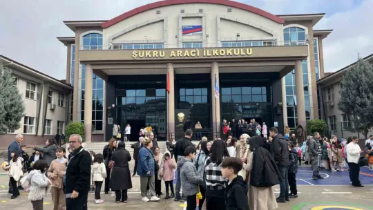 Kocaeli'de ilkokulda yangın paniği