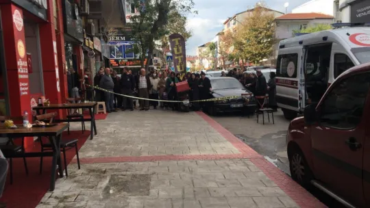 Kocaeli'de kadın cinayeti: Yemek yerken öldürüldü