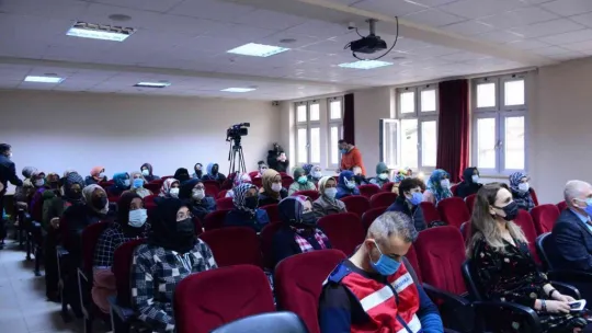 Kocaeli'de kadınlara hakları anlatıldı