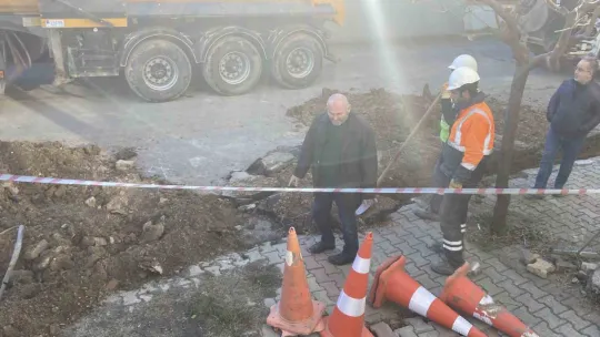 Kocaeli'de kazı çalışması sırasında doğal gaz borusu delindi