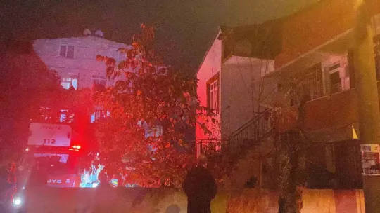 Kocaeli'de korkutan baca yangını