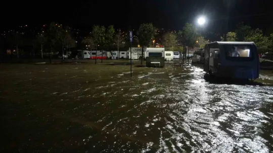 Kocaeli'de lodos etkili oluyor
