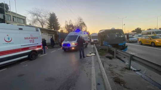 Kocaeli'de korkunç kaza: 15 yaralı