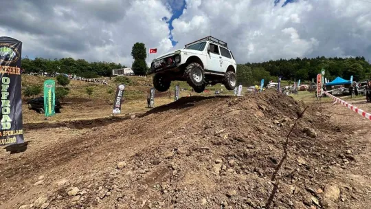 Kocaeli'de nefes kesen off-road heyecanı