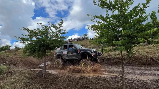 Kocaeli'de nefes kesen off-road heyecanı
