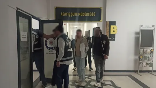 Kocaeli'de oto hırsızları yakalandı: 4 kişi tutuklandı