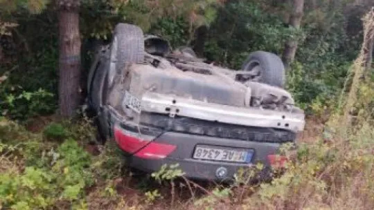 Kocaeli'de otomobil takla attı: 1 yaralı!