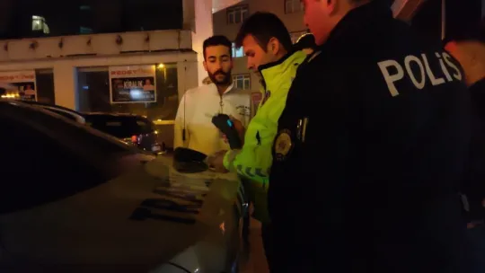 Kocaeli'de otomobilin çarptığı yaya yaralandı