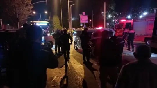 Kocaeli'de polis arabası ile ticari araç çarpıştı: 5 yaralı