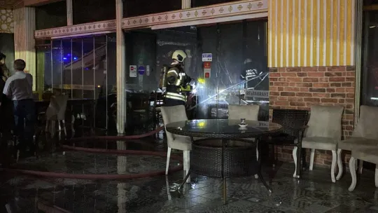 Kocaeli'deki restoranda yangın çıktı