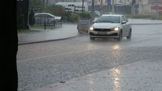 Kocaeli'de sağanak etkili oldu