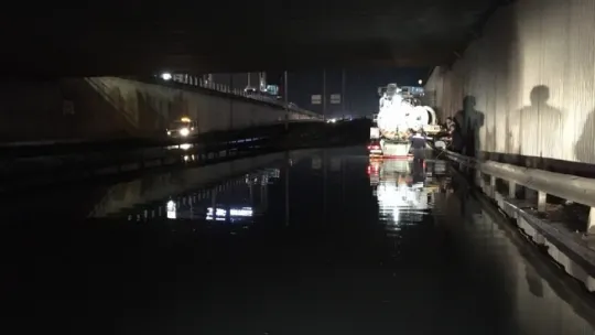 Kocaeli'de sağanak yağış alt geçitleri göle çevirdi