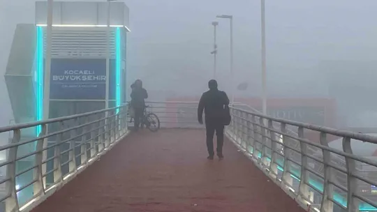 Kocaeli'de sis etkili oldu
