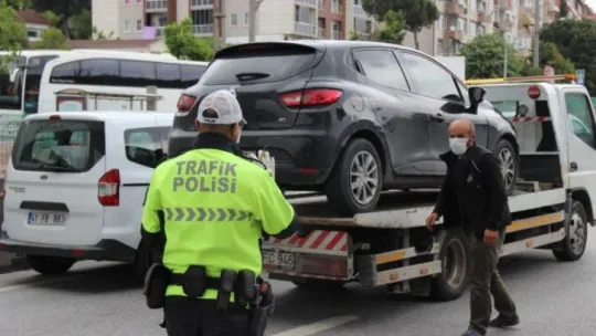 Kocaeli'de sokağa çıkma yasağı denetimleri sürüyor