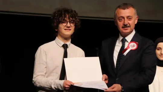 Kocaeli'de tarihi figürlerin de yer aldığı orotoryo gösterisi