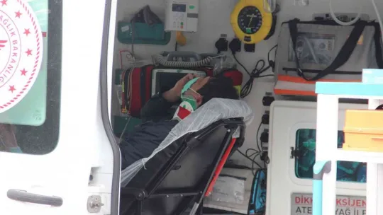 Kocaeli'de tır ile işçi servisi çarpıştı: 2'si ağır 25 yaralı!