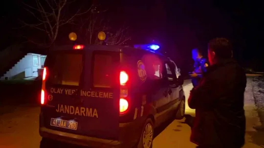 Kocaeli'de traktör devrildi: Karı kocayı ölüm ayırdı