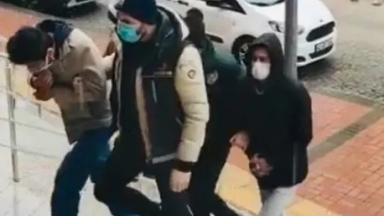 Kocaeli'de uyuşturucu operasyonu 3 şahıs tutuklandı