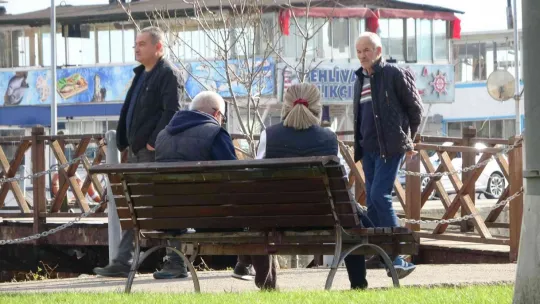 Kocaeli'de yaz aylarını aratmayan sıcaklık