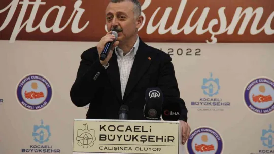 Kocaeli'de yetimler günü iftarına yüzlerce kişi katılım gösterdi