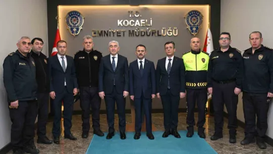 Kocaeli'de yılbaşı öncesi hazırlıklar tamam