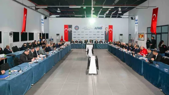 Kocaeli'de yılbaşı öncesi hazırlıklar tamam