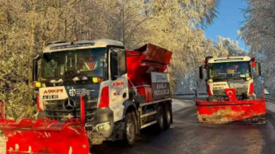 Kocaeli'de yoğun kar yağışı: Ekipler teyakkuzda