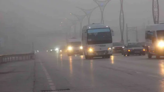 Kocaeli'de görüş mesafesi 75 metreye düştü