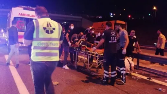 Kocaeli'de yolcu otobüsü devrildi:1 ölü, 17 yaralı!