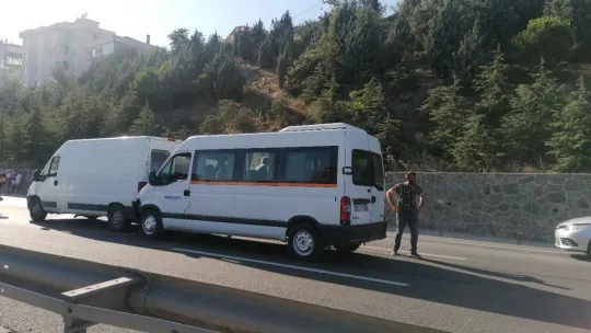 Kocaeli'de zincirleme kaza: 3 yaralı