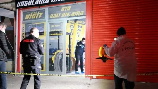 Kocaeli'deki oto yıkamacıda silahlı kavga: 2 yaralı!
