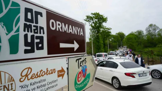 Kocaeli dolup taştı, metrelerce kuyruk oluştu