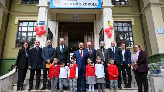 Vali Yavuz karne gününde çocukların heyecanını paylaştı