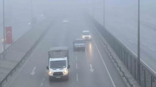Kocaeli güne yoğun sisle başladı