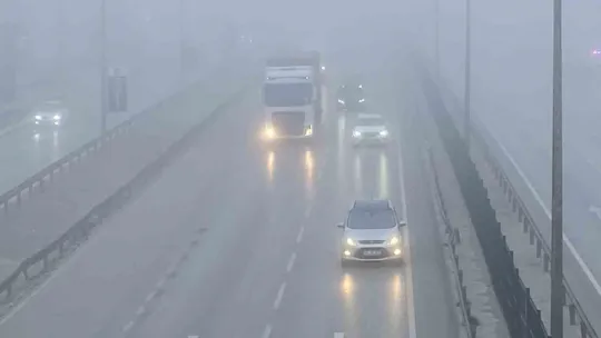 Kocaeli güne yoğun sisle başladı